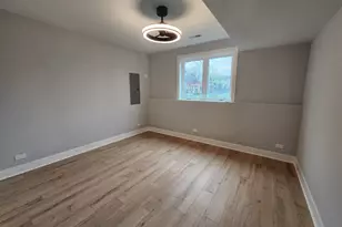 8416 Mansfield Ave, Burbank, IL 60459 - Photo 21