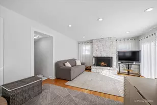 6959 W Summerdale Ave, Chicago, IL 60656 - Photo 13