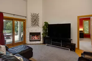 560 Birch Hollow Dr, Antioch, IL 60002 - Photo 13