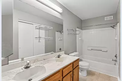 95 N Macgillis Drive, Round Lake, IL 60073 - Photo 17