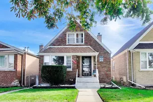 8017 S Sacramento Ave, Chicago, IL 60652 - Photo 1