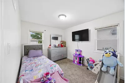 18921 Willow Avenue, Country Club Hills, IL 60478 - Photo 11