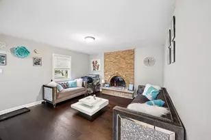 18921 Willow Ave, Country Club Hills, IL 60478 - Photo 7