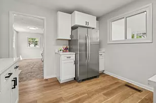 2313 Benedict Ave, Joliet, IL 60436 - Photo 9