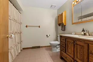 6037 Banbridge Dr, Roscoe, IL 61073 - Photo 11