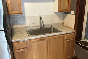 3243 N Hoyne Ave, Chicago, IL 60618 - Photo 5