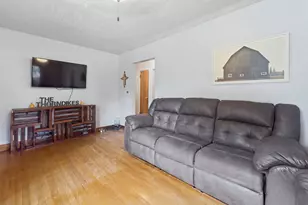 402 SW 7th Ave, Aledo, IL 61231 - Photo 9