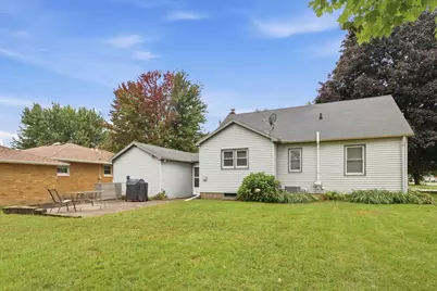402 SW 7th Avenue, Aledo, IL 61231 - Photo 23