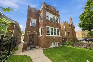 4055 W Nelson St, Chicago, IL 60641 - Photo 3