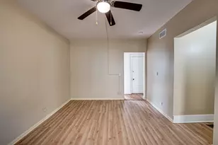 706 McDonough St, Joliet, IL 60436 - Photo 5