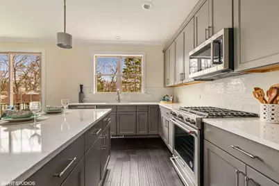 601 Broadway Street #601, Libertyville, IL 60048 - Photo 11