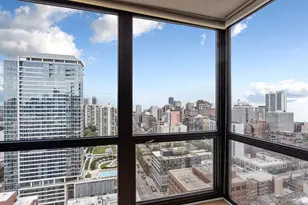 1122 N Clark St, Chicago, IL 60610 - Photo 9