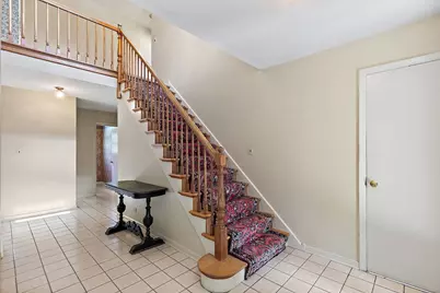 1912 E Cholo Lane, Mount Prospect, IL 60056 - Photo 5