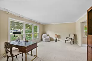 1912 E Cholo Ln, Mount Prospect, IL 60056 - Photo 3