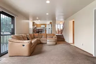 1922 E 173rd Pl, South Holland, IL 60473 - Photo 7