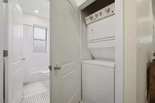 6135 N Hoyne Ave, Chicago, IL 60659 - Photo 13