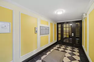 6135 N Hoyne Ave, Chicago, IL 60659 - Photo 19