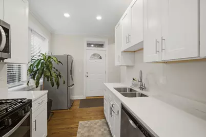 6135 N Hoyne Avenue #3, Chicago, IL 60659 - Photo 11
