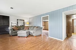 524 Dogwood Ct, Joliet, IL 60431 - Photo 9
