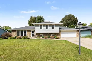 524 Dogwood Ct, Joliet, IL 60431 - Photo 3