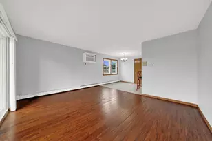 5701 S Kenton Ave, Chicago, IL 60629 - Photo 3