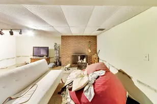 354 E Huntington Ln, Elmhurst, IL 60126 - Photo 31