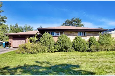 354 E Huntington Lane, Elmhurst, IL 60126 - Photo 1