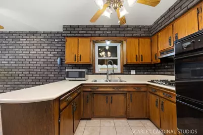 505 N Addison Road, Villa Park, IL 60181 - Photo 3