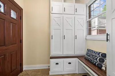 8027 Long Avenue, Skokie, IL 60077 - Photo 25
