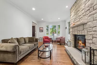 8027 Long Avenue, Skokie, IL 60077 - Photo 11
