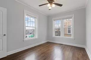 1100 W Glenlake Ave, Chicago, IL 60660 - Photo 9