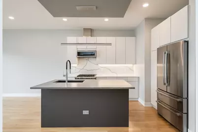 680 N Milwaukee Avenue #604, Chicago, IL 60642 - Photo 3