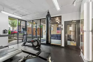 6134 N Kenmore Ave, Chicago, IL 60660 - Photo 13