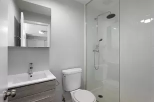 6134 N Kenmore Ave, Chicago, IL 60660 - Photo 9