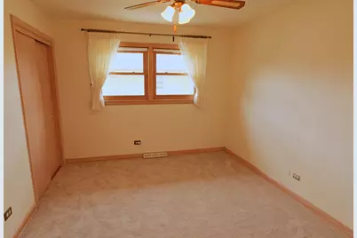 4537 W 100th Place, Oak Lawn, IL 60453 - Photo 9