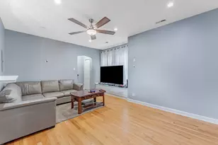 5717 N Kimball Ave, Chicago, IL 60659 - Photo 5