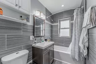 5717 N Kimball Ave, Chicago, IL 60659 - Photo 11