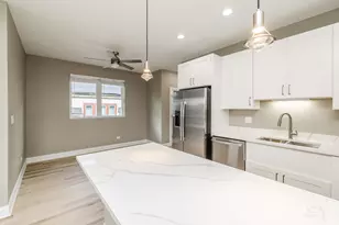 723 N Waller Ave, Chicago, IL 60644 - Photo 3