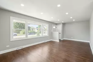 14057 S Hoxie Ave, Burnham, IL 60633 - Photo 5
