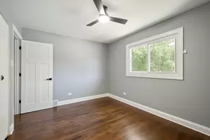 14057 S Hoxie Ave, Burnham, IL 60633 - Photo 9