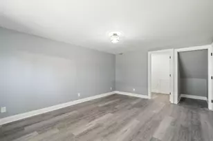 14057 S Hoxie Ave, Burnham, IL 60633 - Photo 11