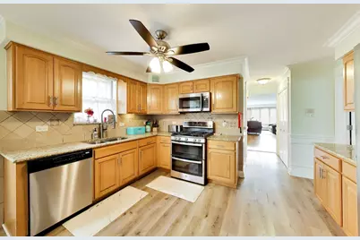 647 N Northwest Highway, Park Ridge, IL 60068 - Photo 5