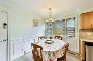 647 N Northwest Hwy, Park Ridge, IL 60068 - Photo 3