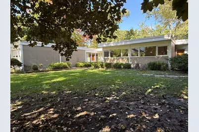 940 Ridgewood Drive, Highland Park, IL 60035 - Photo 3