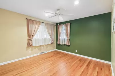 370 W Margaret Terrace, Cary, IL 60013 - Photo 11