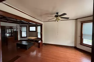 2448 W Gunnison St, Chicago, IL 60625 - Photo 9
