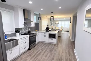 122 Warren St, Calumet City, IL 60409 - Photo 9