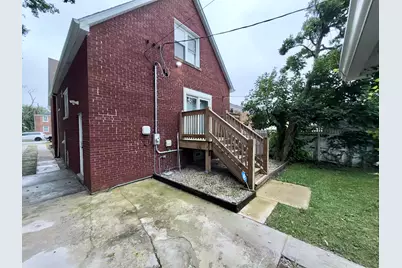 122 Warren Street, Calumet City, IL 60409 - Photo 3