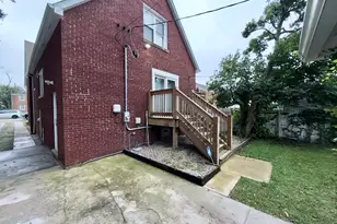 122 Warren St, Calumet City, IL 60409 - Photo 3