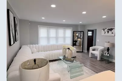 122 Warren Street, Calumet City, IL 60409 - Photo 5